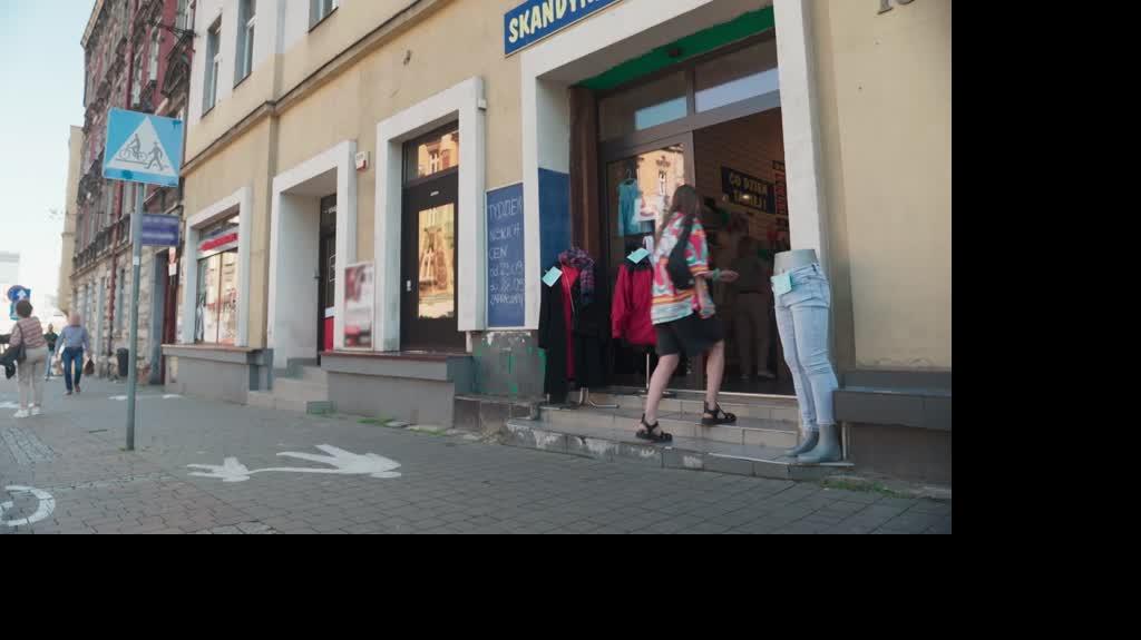 Gwiazdy lumpeksów: Ubrania na zimę z second handu
